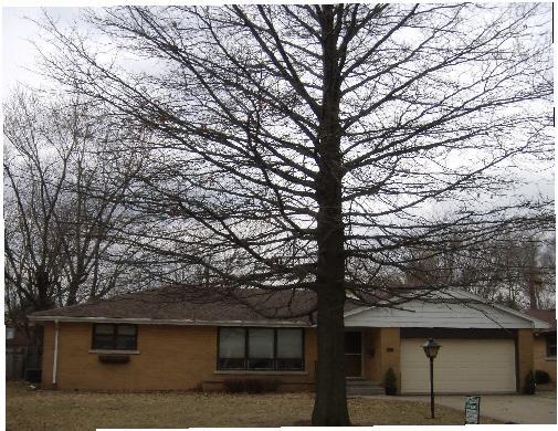 1430 W Vanmeter St., Kankakee, IL 60901