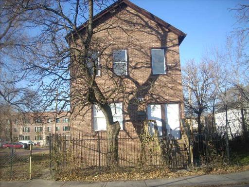 122 N Keystone Ave., Chicago, IL 60624