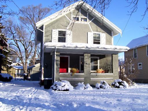 215 Paris Ave., Rockford, IL 61107