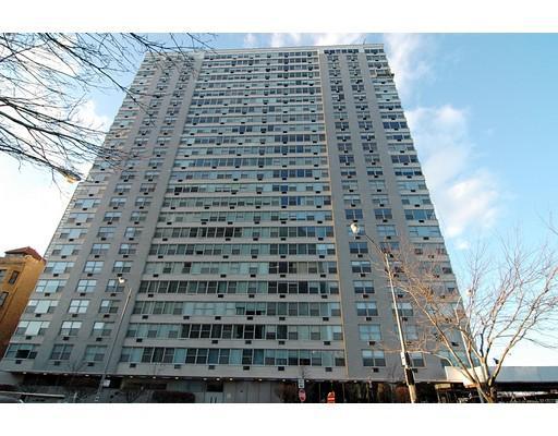 3900 N Lake Shore Dr. #19G, Chicago, IL 60613