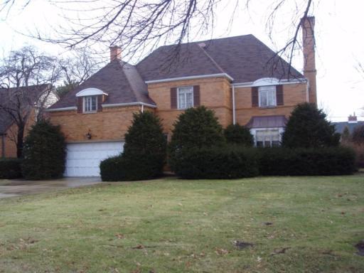 9349 Hamlin St., Evanston, IL 60203