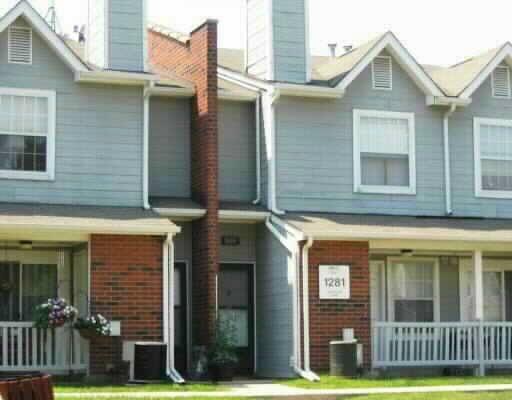 1281 Wyndham Ln. #107, Palatine, IL 60074