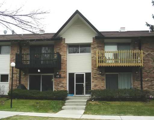 1B Kingery Quarter #207, Willowbrook, IL 60527