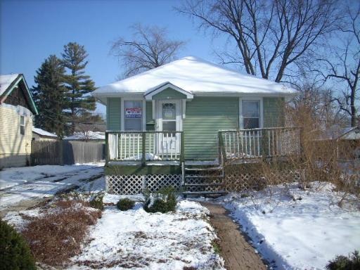 120 SW Circle Dr., Joliet, IL 60432