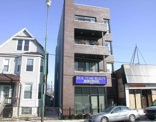2865 N Clybourn Ave. #3, Chicago, IL 60618