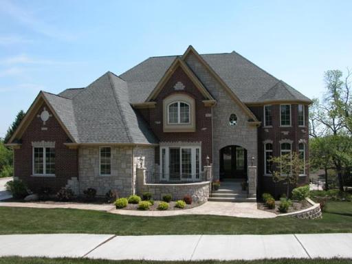 265 Forest Edge Ct., Burr Ridge, IL 60527