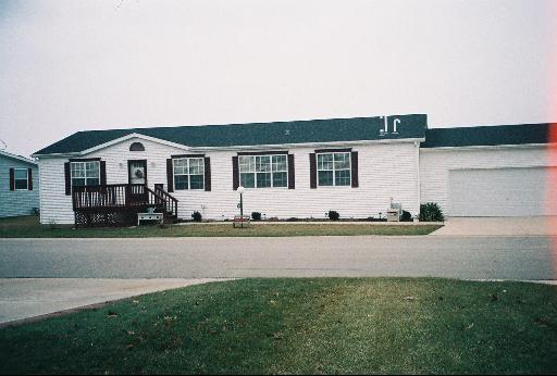 562 Mallard Cir., Sandwich, IL 60548