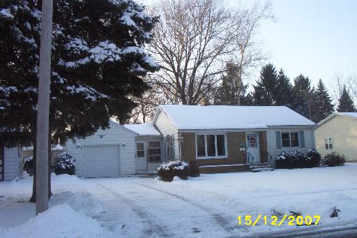 911 Georgia St., Joliet, IL 60435