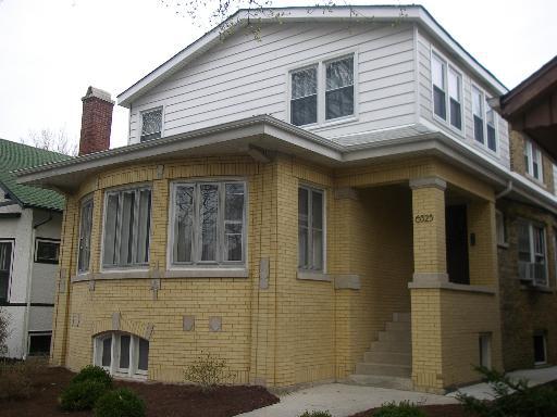 6525 N Rockwell St., Chicago, IL 60645