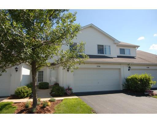 226 Abington Ln., North Aurora, IL 60542