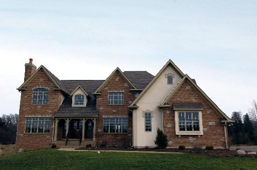 26053 W Sunset Rd., Barrington, IL 60010