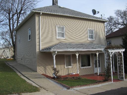 121 Ava, Mark, IL 61340