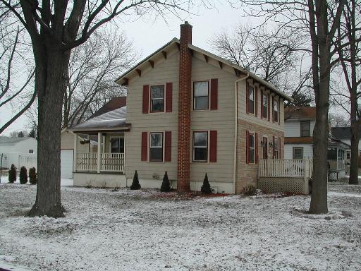 421 W 2nd St., Sandwich, IL 60548