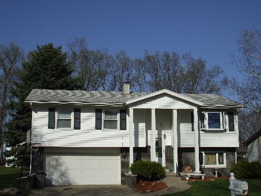 321 N Knoll Dr., Rochelle, IL 61068
