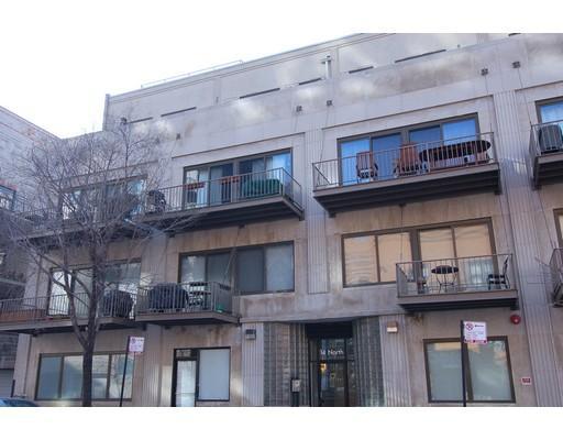 14 N Sangamon St. #206, Chicago, IL 60607