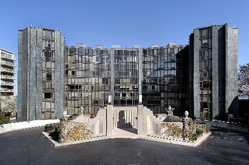 1420 Sheridan Rd. #2D, Wilmette, IL 60091