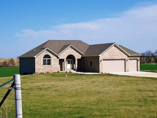 1114 Johnson Rd., Lee, IL 60530