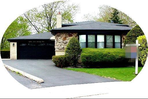 8371 W Kay St., Niles, IL 60714