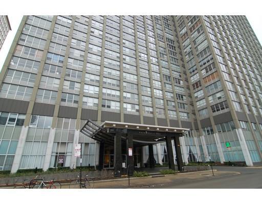 655 W Irving Park Rd. #2702, Chicago, IL 60613
