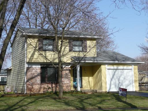 157 Balmoral Dr., Bolingbrook, IL 60440