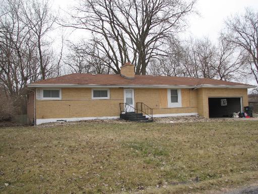16111 Artesian Ave., Markham, IL 60428