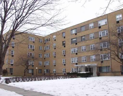 6161 N Hoyne Ave. #501, Chicago, IL 60659