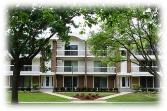15 Olympus Dr. #1D, Naperville, IL 60540