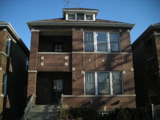 8727 S Manistee Ave., Chicago, IL 60617