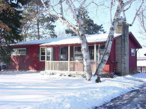 825 Sharon Dr., Dekalb, IL 60115