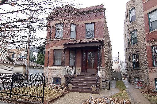 3614 N Hoyne Ave., Chicago, IL 60618