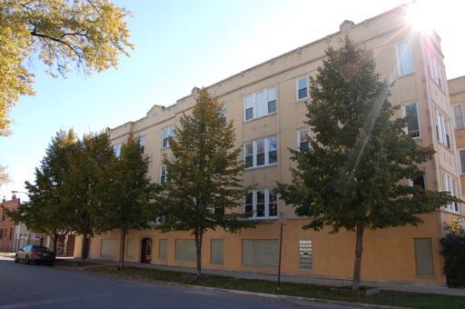 3317 W George #2, Chicago, IL 60618