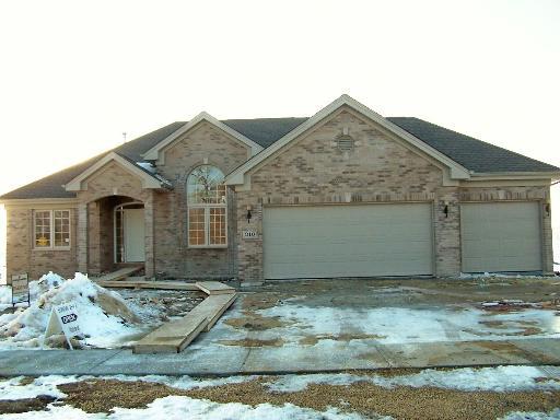 310 Bellaire Dr., Winnebago, IL 61088