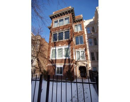 648 W Sheridan #1, Chicago, IL 60613