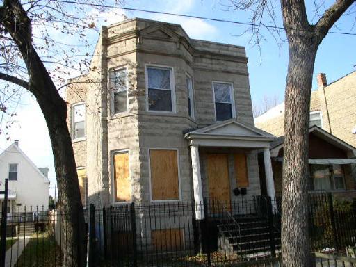 946 N Harding Ave., Chicago, IL 60651