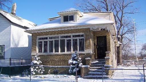 10157 S Winston Ave., Chicago, IL 60637