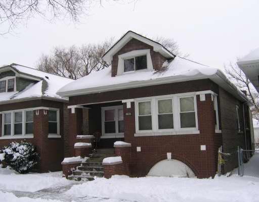 4820 W Thomas St., Chicago, IL 60651