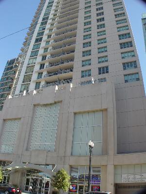 125 S Jefferson St. #702, Chicago, IL 60661