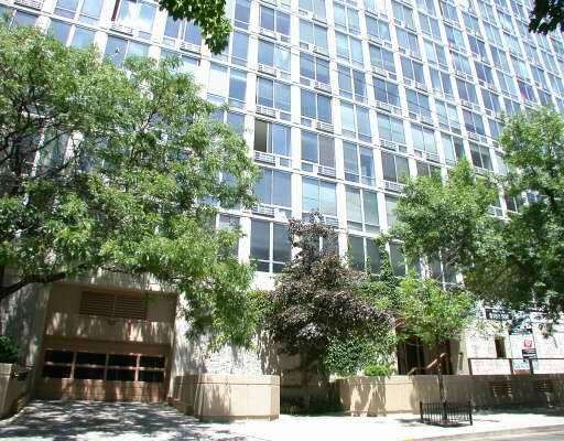 450 W Briar Pl. #5F, Chicago, IL 60657