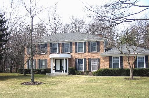 5 Sherwood Dr., Lincolnshire, IL 60069