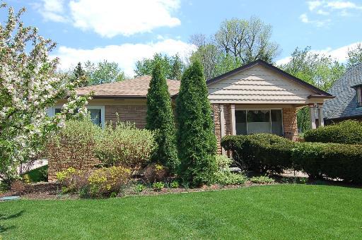 616 N Oak Park Ave., Oak Park, IL 60302