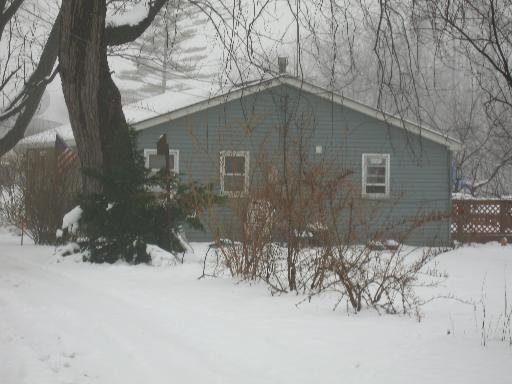 1416 Hawk Ave., Mchenry, IL 60050