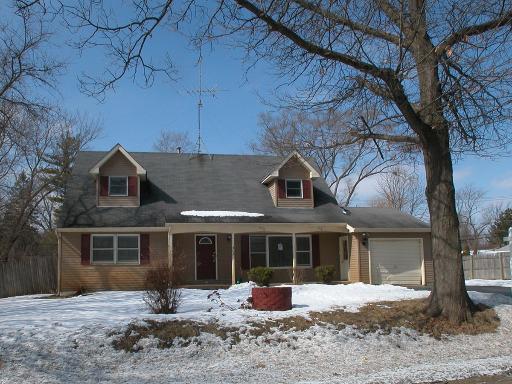403 N Lily Lake Rd., Mchenry, IL 60051