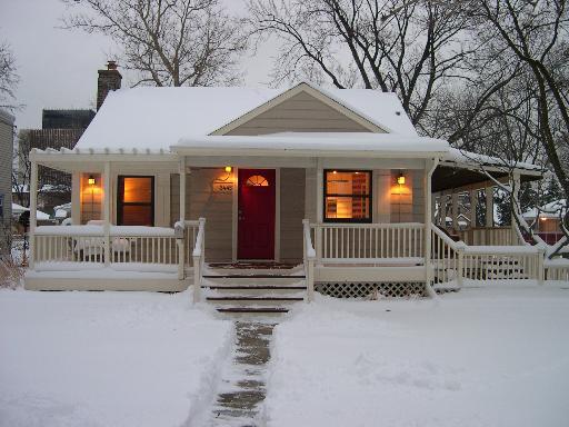 2445 S 11th Ave., Broadview, IL 60155