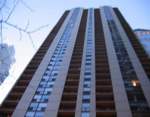 200 N Dearborn St. #2104, Chicago, IL 60601