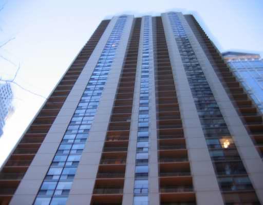 200 N Dearborn St. #2205, Chicago, IL 60601