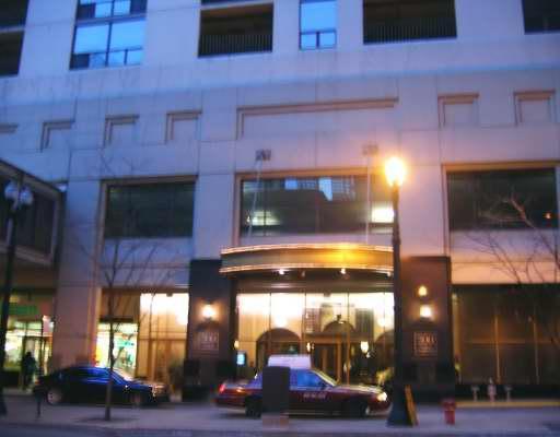 200 N Dearborn St. #2704, Chicago, IL 60601