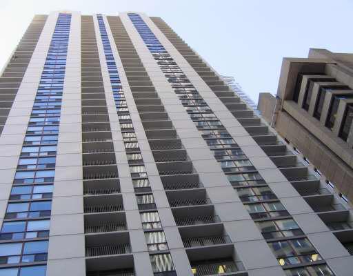 200 N Dearborn St. #2901, Chicago, IL 60601