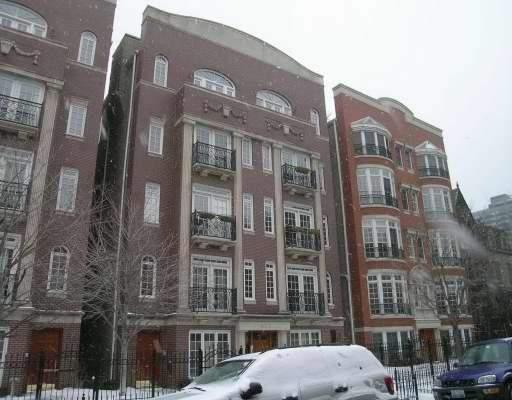 628 W Wrightwood Ave. #3W, Chicago, IL 60614