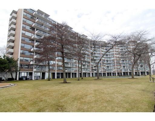 1630 Sheridan Rd. #1A, Wilmette, IL 60091