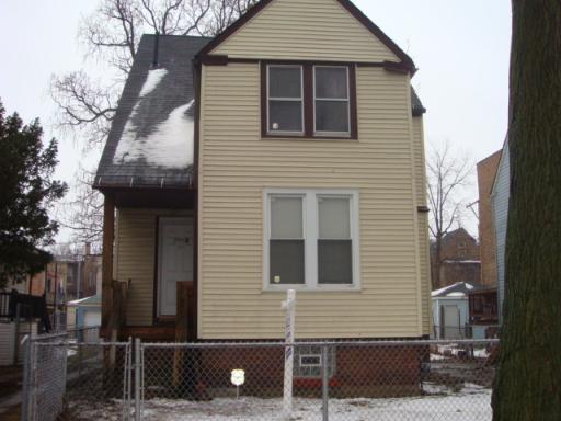 7943 S Muskegon Ave., Chicago, IL 60617